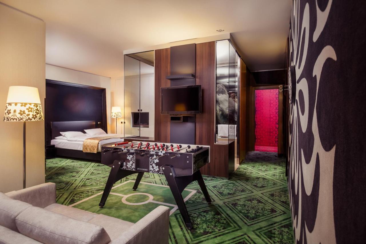 Отель Kameha Grand 5*