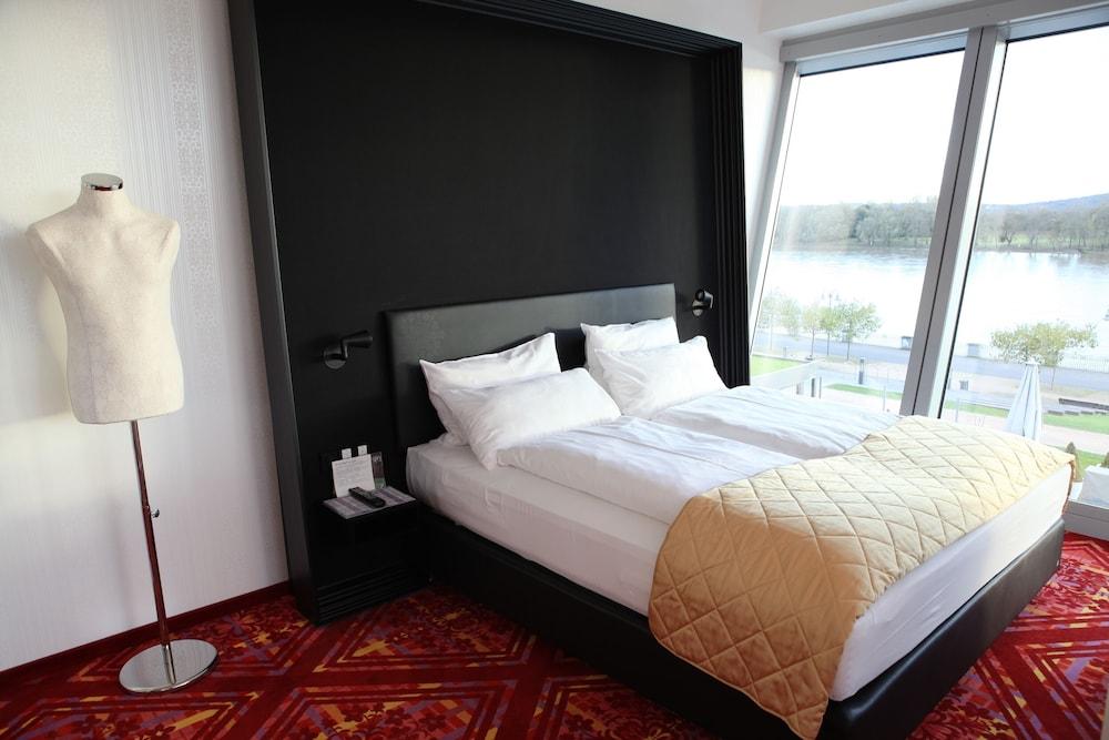 Kameha Grand Отель 5*