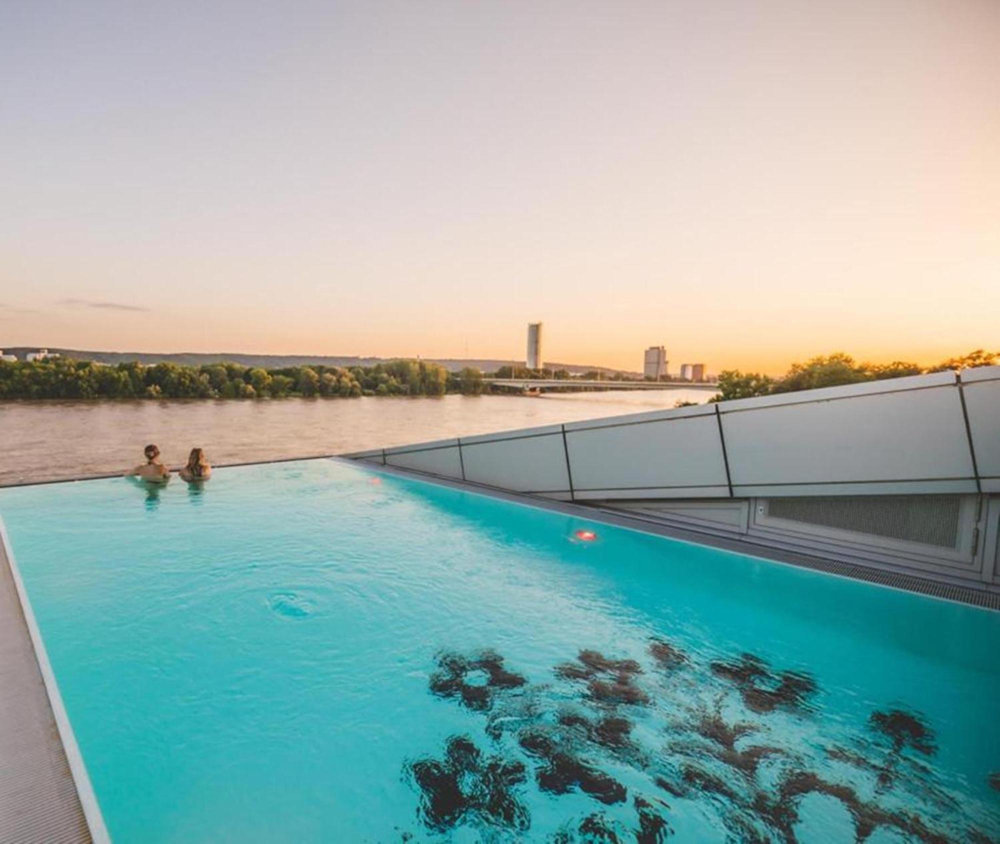Kameha Grand Hotel 5*